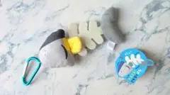 ぶるぶる！ さかなのほね ぬいぐるみ キーホルダー
