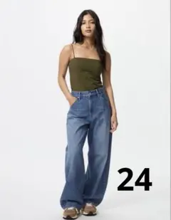 UNIQLOバギーカーブジーンズ24