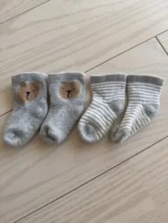ベビーギャップ　靴下4足セット ブラナンベアとストライプ