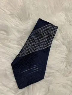 Item thumbnail for item 4742d71c-47cf-429e-bf2e-4a05fcd152bb