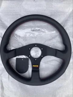 【新品セット】MOMO JET320mm＋ボスL470 モモステアリング即取付可 新品セット】MOMO JET320mm＋ボスL470 モモステアリング即取付可