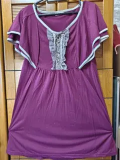 アクシーズファム　落ち着いたワインレッド半袖ワンピース　胸元フリルレースリボン