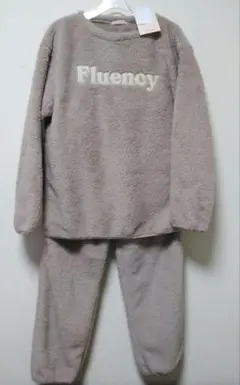 新品BASICALLY フリース ボア　ルームウェア 　部屋着上下セット