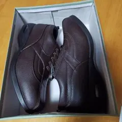 防水スニーカー 26