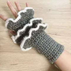 Item thumbnail for item 372f4b5e-1028-4d90-884e-839d894a60ba