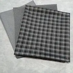 ポリエステル　黒・紺と白のチェック柄生地セット