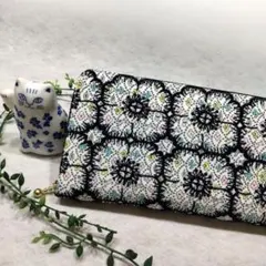 ミナペルホネン "forest wave+anemone" ハンドメイド 長財布のサムネイル