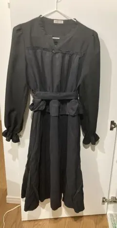 異素材切り替えフリルワンピース