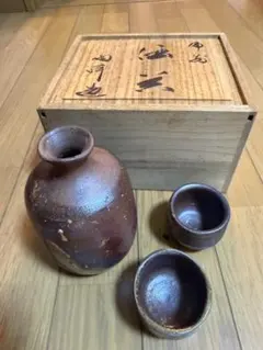 備前焼 酒器揃 徳利 ぐい呑 木箱入り - メルカリ