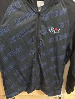 By3 ウィンドブレーカー