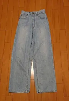 Item thumbnail for item fd92b233-5850-4a8e-8186-c651e5abb59a