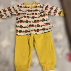 UNIQLO ミッフィー　キルトパジャマ　90センチ