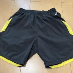 ヨネックス　バドミントン　ハーフパンツ　Mサイズ