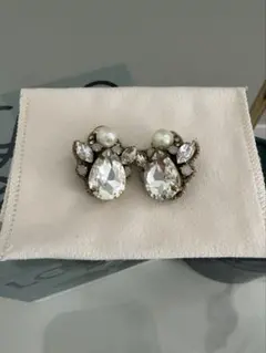 イヤリングのサムネイル