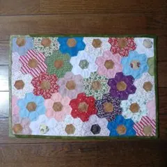パッチワークキルトミニタペストリー