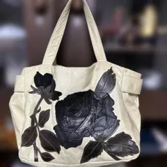 希少✨スザンナ ハンター フラワーアップリケ トートバッグ レザー 本革 花刺繍 希少✨スザンナ ハンター フラワーアップリケ トートバッグ レザー 本