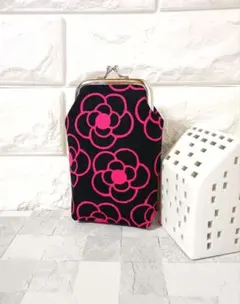 タバコケース　がま口ポーチ　iQOSケース　ハンドメイド　カメリア柄黒色