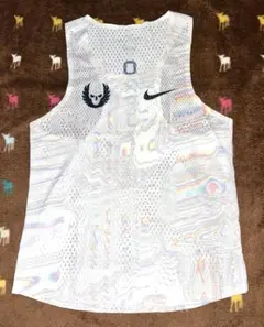 Item thumbnail for item b7cc4c98-c78d-4f6a-b677-e73e83fec950