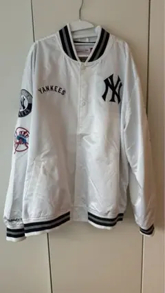 【新品/希少】New York Yankees ジャケット ホワイト