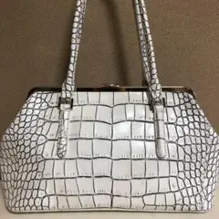 美品　ハンドバッグ　本革　クロコ型押し　ホワイト　バニラ　レディース　牛革　白