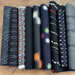 着物はぎれ 黒 まとめ売り E203