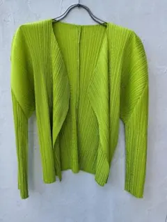 イッセイミヤケ　PLEATS PLEASE　前開きジャケット　カーデガン　ボレロのサムネイル