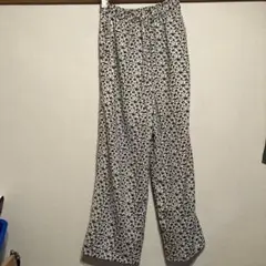 LOWRYS FARM 花柄イージーパンツ
