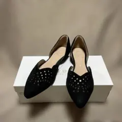 新品未使用　本革スエード　ヴィ　セブントゥエルブサーティ　フラットパンプス