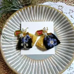 ハンドメイド ピアス インド刺繍リボン タッセル ガラスビーズ