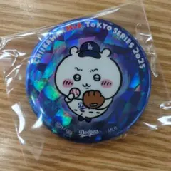 CHIIKAWA x MLB 2025 ホログラム缶バッジ - メルカリ