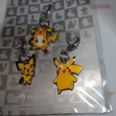 2012年　ポケモン　メタルチャーム　ピカチュウ　ライチュウ　ピチュー