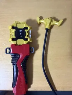 BEYBLADE Driger Shooter 赤・黒 | Mercari