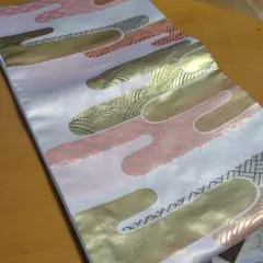 袋帯 金色 ピンク 波模様大幅値下げしました