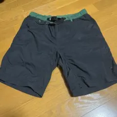 Columbia 黒 ショートパンツ　Mサイズ