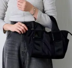 パピヨネ　スクエア樹脂パーツ　トートバッグS 　ブラック