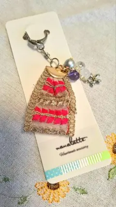 インド刺繍リボンキーホルダー