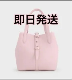 Beryl ベリル リサイクルレザーバケツバッグ ピンク CHARLES & KEITH Beryl ベリル リサイクルレザーバケツバッグ （Cotton