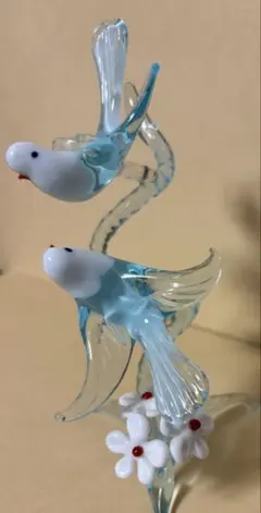 ガラス製の鳥と花のオブジェ 約15cm