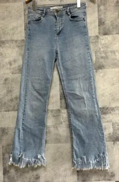 ZARA TRF ザラ デニム　パンツ ジーンズ　 裾　フリンジ　フレアパンツ