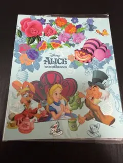 新品美品　東京ディズニーリゾート 不思議の国のアリス フォトアルバム
