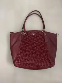 COACH バーガンディ レザー ショルダーバッグ