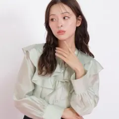 【8/11まで】JILL by JILL STUART 長袖ラッフルブラウスのサムネイル