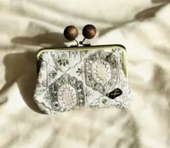 ハンドメイド品⭐︎インド刺繍生地がま口ポーチ