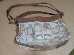お値下げ　COACH ショルダーバッグ シグネチャー　①