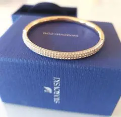 ほぼ新品SWAROVSKI Stone バングル スワロフスキー ブレスレット