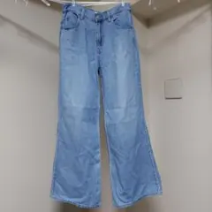 ユニクロ ドレープワイドフレアジーンズ 24（61cm）