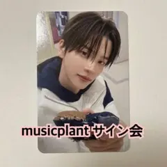 TWS シニュ　トレカ　play hard musicplant サイン会