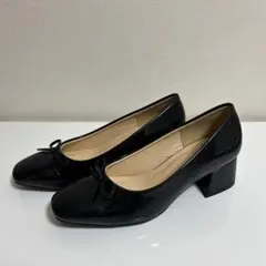 リボン付きブラックパンプス Sサイズのサムネイル