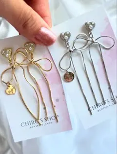 【ハンドメイド】ゴールドハートのキラキラピアス　イヤリング