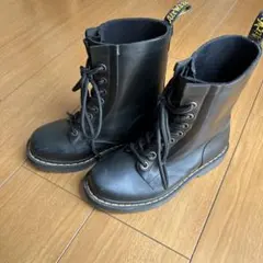 ドクターマーチン Dr.Martens 8ホール UK3 22.5cm